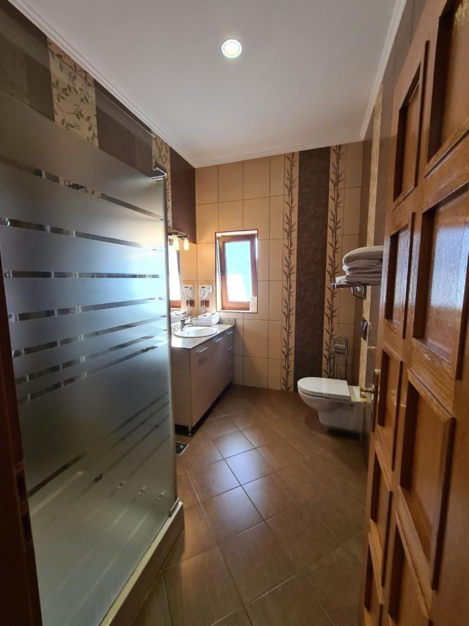 Hotel Bulevard Fagaras Exterior photo