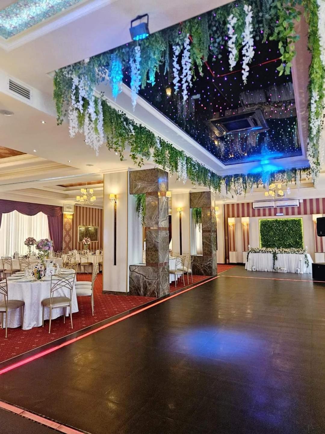 Hotel Bulevard Fagaras Exterior photo